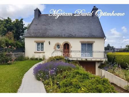 vente maison 5 pièces 120 m² à rostrenen (22110)  158 000 €