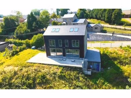 villa 4 façades avec vue panoramique en gros œuvre fermé