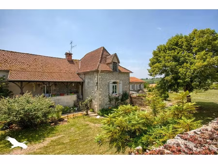 vente maison 4 pièces 140 m² à gréalou (46160)  247 220 €