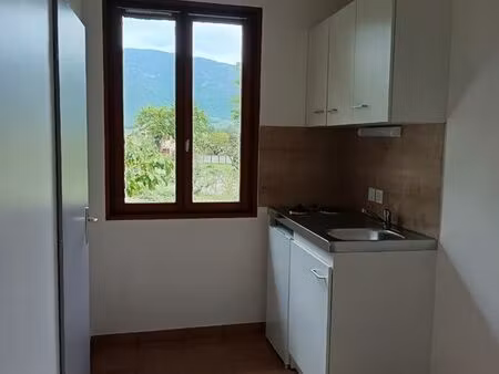 particulier  appartement st baldoph de 27 m2