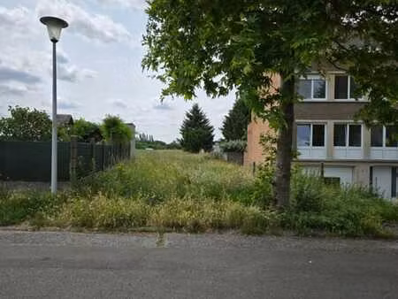 terrain à bâtir à vendre dans un emplacement de choix à mach