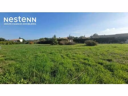 terrain constructible viabilisé plat - garéoult 1000 m2