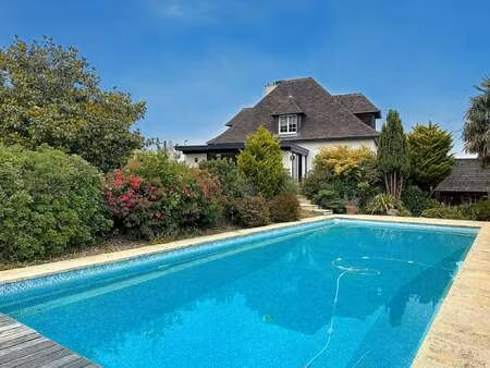 vente maison piscine à pont-l'évêque (14130) : à vendre piscine / 290m² pont-l'évêque