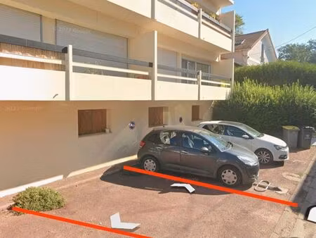 place de parking à louer (proche viroflay rive droite)