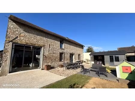 maison 6 pièces 165 m²