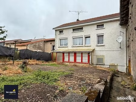 maison 9 pièces 240 m²