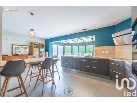 maison 7 pièces 165 m²