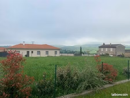 terrain constructible entièrement viabilisé