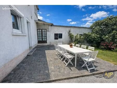 maison de ville 6 pièces 110 m²