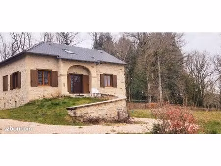 maison sousceyrac en quercy  typique quercynoise