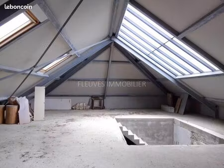 propriété 6 pièces 300 m²