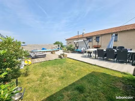 maison 4 pièces 150 m²