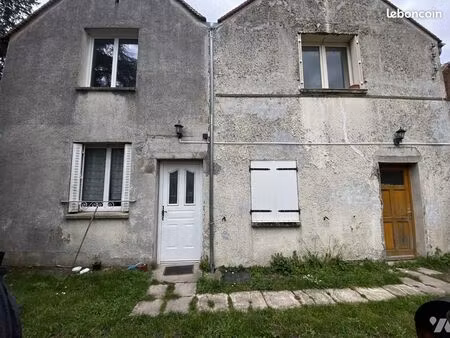 immeuble 150 m² boiscommun