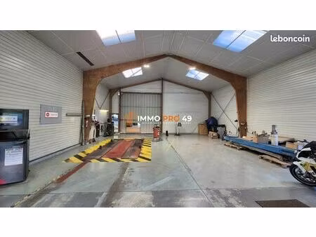 local 200 m² candé