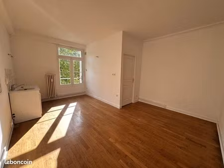 studio 1 pièce 26 m²