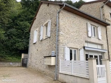 maison 4 pièces 80 m²