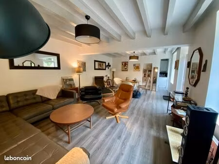 longère 6 pièces 105 m²