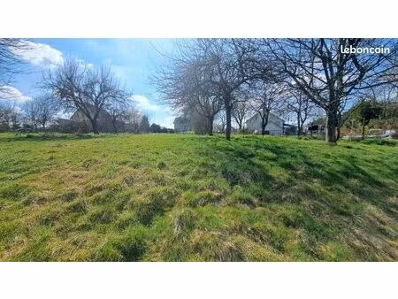 terrain 808 m² brebotte