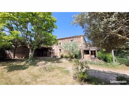 propriété 7 pièces 400 m²