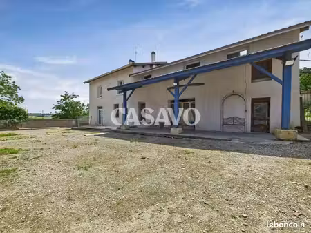 propriété 7 pièces 246 m²