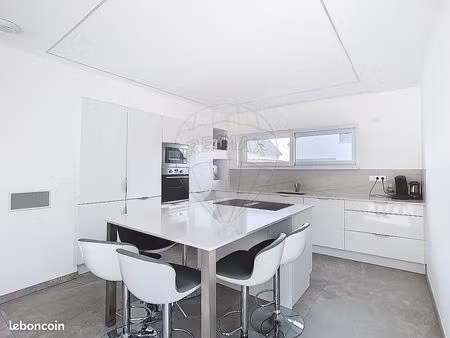 maison 7 pièces 180 m²