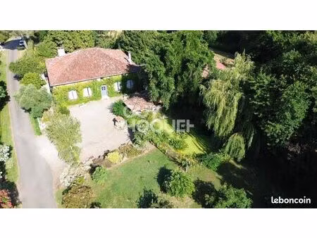 maison 6 pièces 177 m²