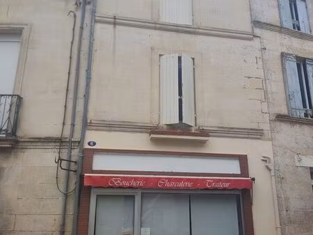 immeuble 57 m² montendre