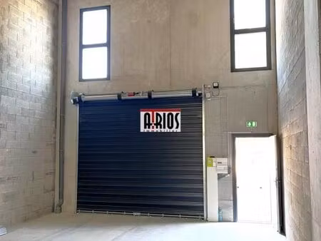 local industriel 116 m²