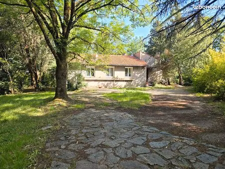 maison 6 pièces 96 m²