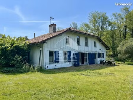 maison 5 pièces 179 m²