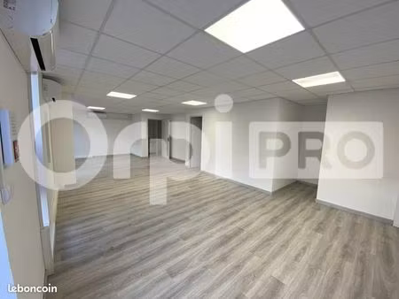 local commercial 55 m²