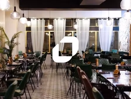 fonds de commerce 210 m²