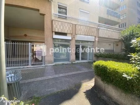 local commercial 65 m²