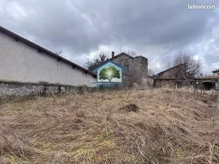 terrain 2 pièces 522 m²