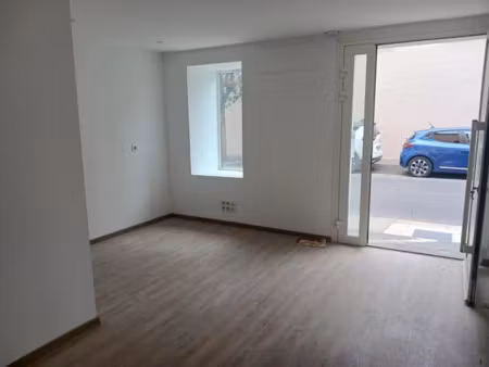 location locaux professionnels à agde (34300)  nan €