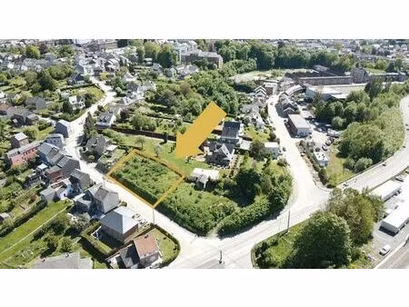 terrain avec permis pour 3 maisons à ciney!