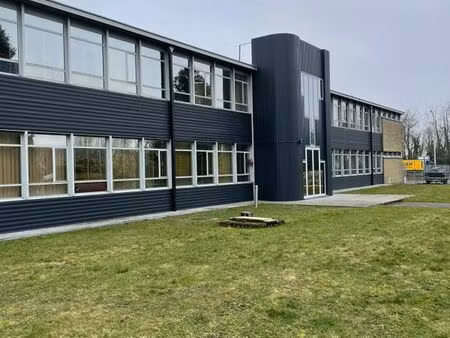 à vendre - bureaux divisibles dans zone industrielle à ghlin