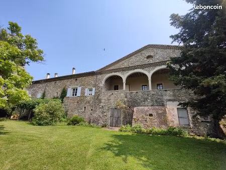 maison 7 pièces 340 m²