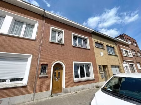 !! option !! charmante maison unifamiliale 3 chambres avec j