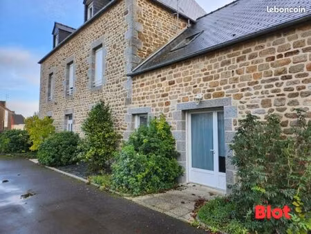 immeuble 7 pièces 263 m²