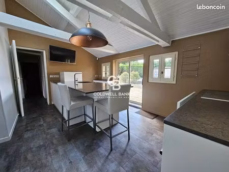 propriété 6 pièces 164 m²