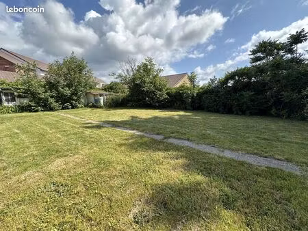 terrain 325 m² onnaing