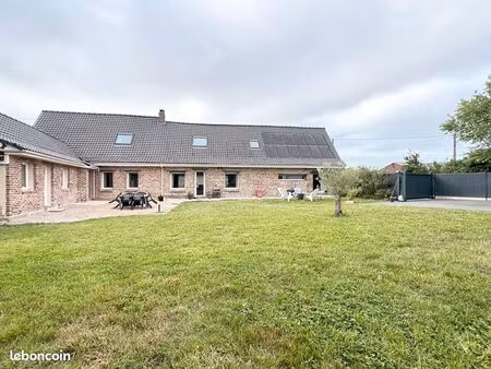longère 6 pièces 190 m²