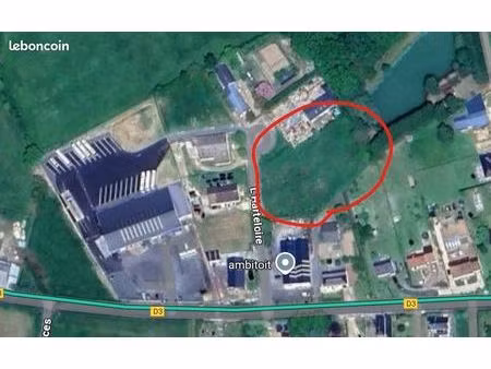 terrain dans zone artisanale