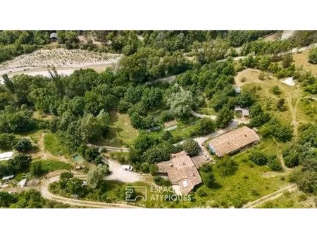 propriété rare et pleine de charme au coeur de la drôme provençale
