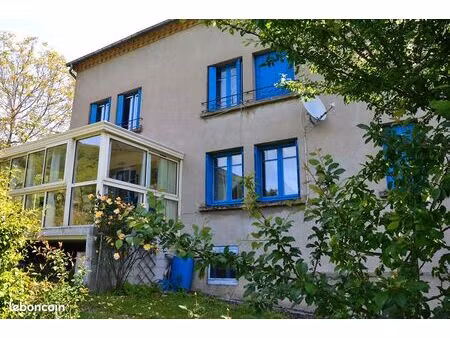 courniou dans hameau maison de 200m² dpe