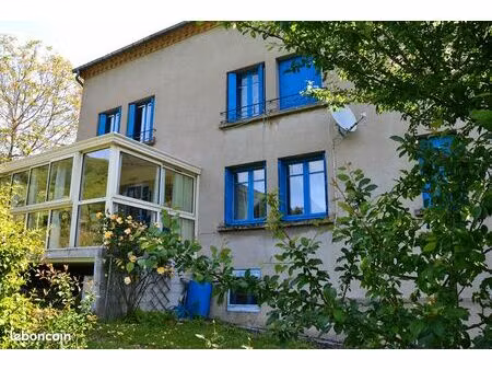 courniou dans hameau maison de famille de 200m² avec 653 m² de terrain