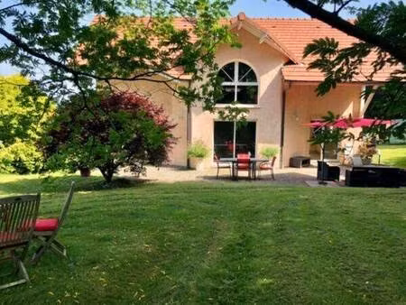 belle villa de 170m² type t5 / 2250m² de terrain tout arboré