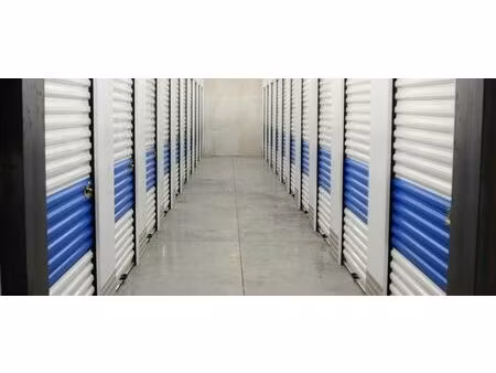 139 box de stockage au 1er étage