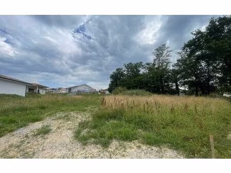 terrain pouillon m² t- à vendre  75 800 €